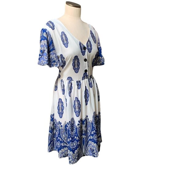 REBORN Dresss White and Blue Floral Plus Sz 1X Button Front Short Sleeve 188E - Picture 4 of 8